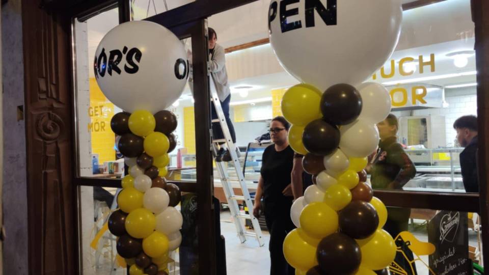 lufi-oszlop-kapu-budapest